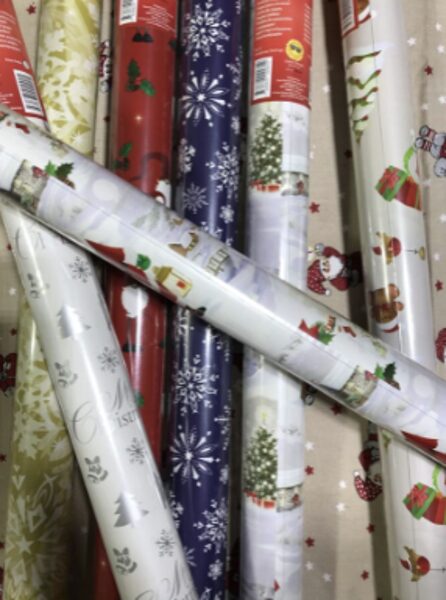 Ziemassvētku dāvanu papīrs