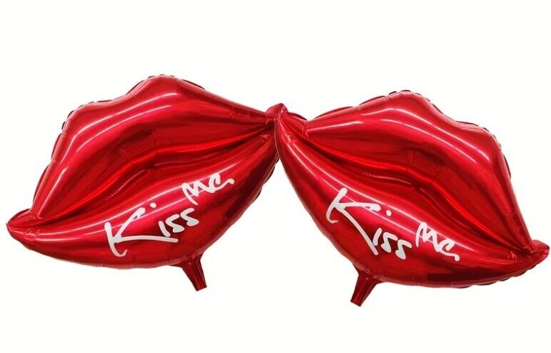 Folijas balons "Kiss me", 2 gab