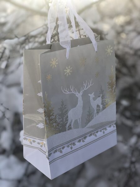 Glistening Tree/Mirdzoši koki _ M