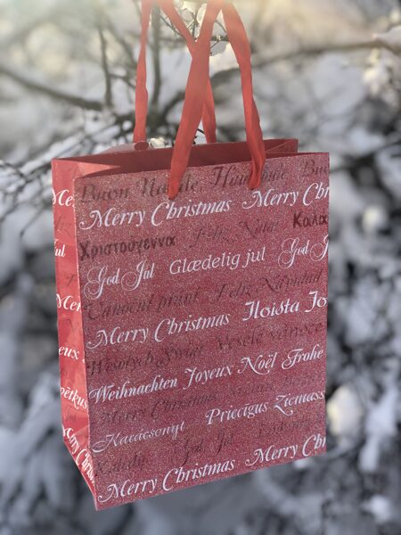 Christmas language/Ziemassvētki dažādās valodās _ M